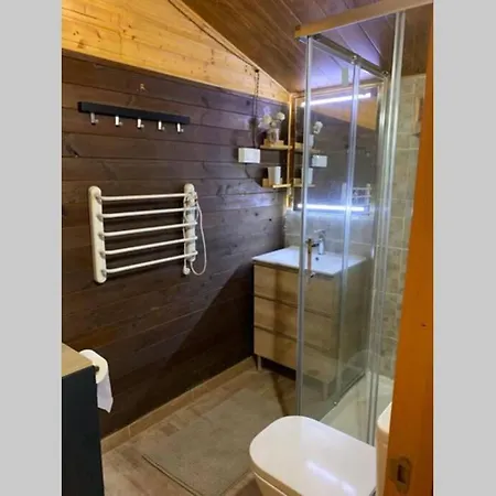 Chalet Hermosa Cabana A Menos De 15 Minutos De Barcelona